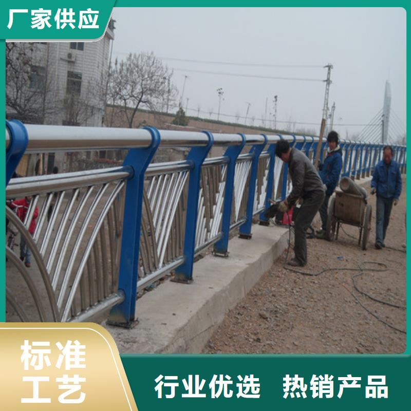 防撞护栏_旋转护栏产地厂家直销厂家直发