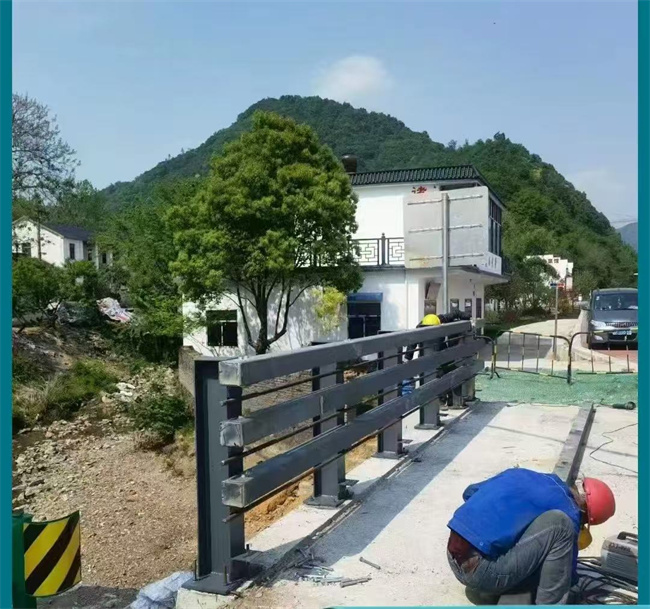 优选河道护栏厂家