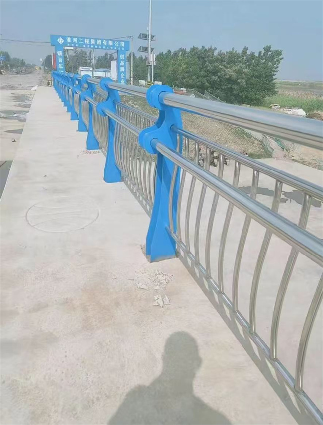 护栏不锈钢桥梁护栏研发生产销售