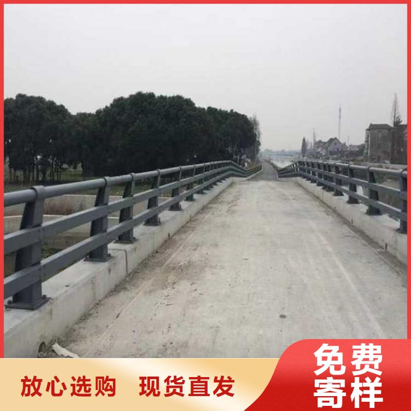 灯光护栏防撞护栏立柱精益求精敢与同行比价格