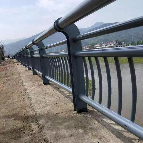 护栏厂家价格公道