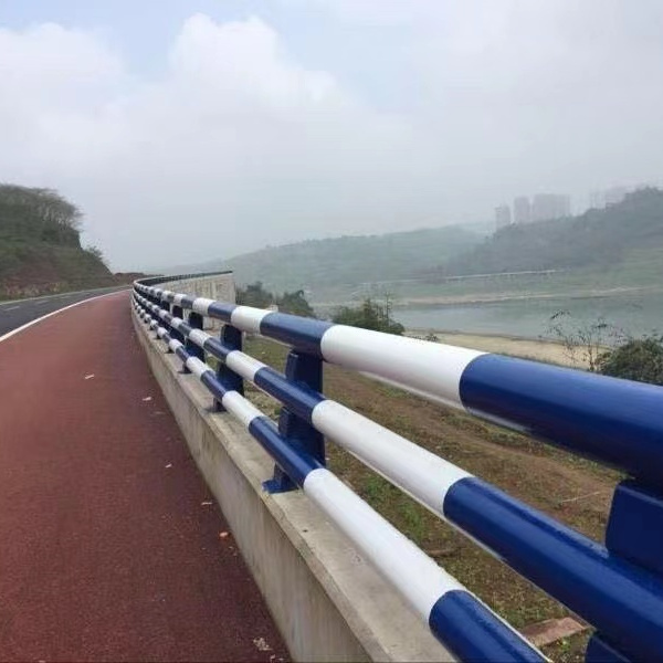 护栏多种优势放心选择