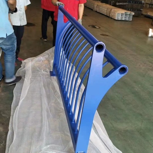 304不锈钢碳素钢复合管护栏口碑评价
