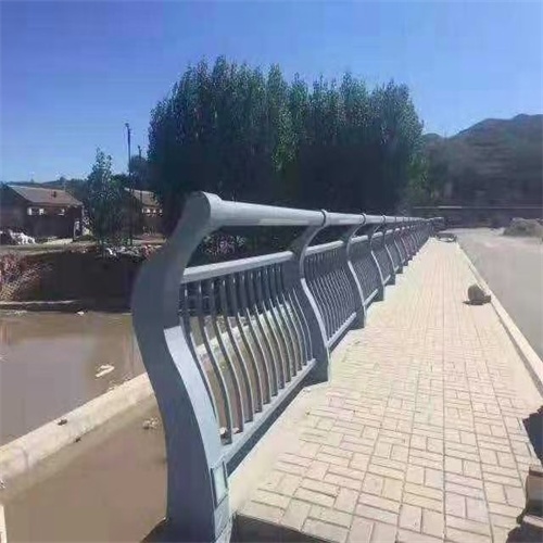 河道防撞栏杆厂家大量现货随时发货