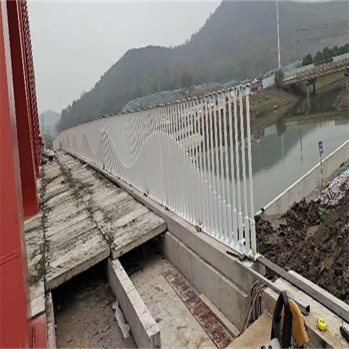 防撞护栏实力厂家质量稳定