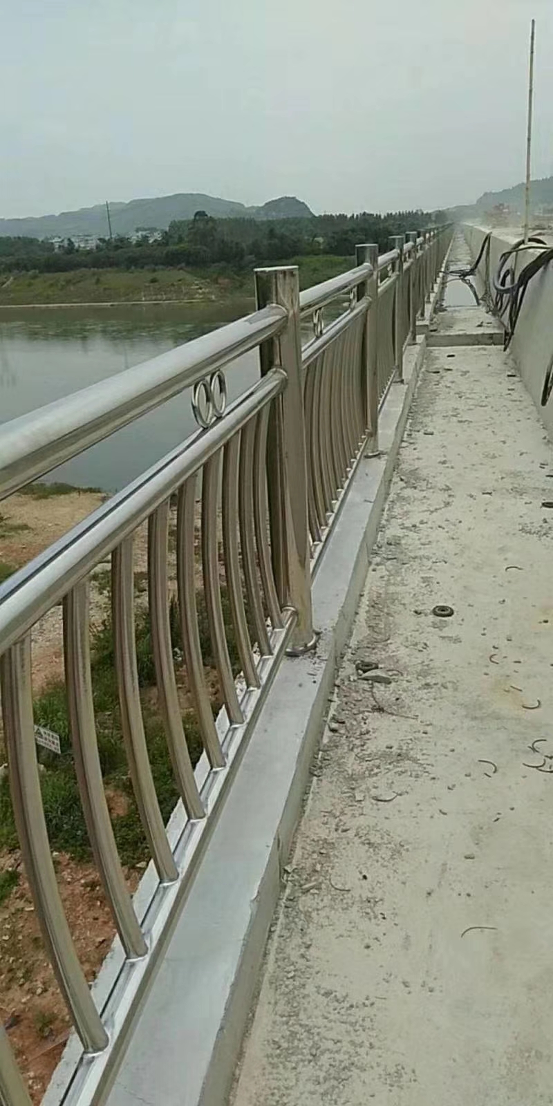 不锈钢复合管款式新颖