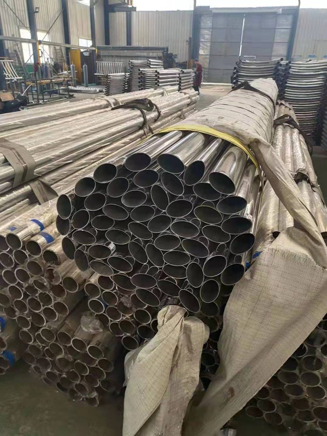 不锈钢复合管实体厂家