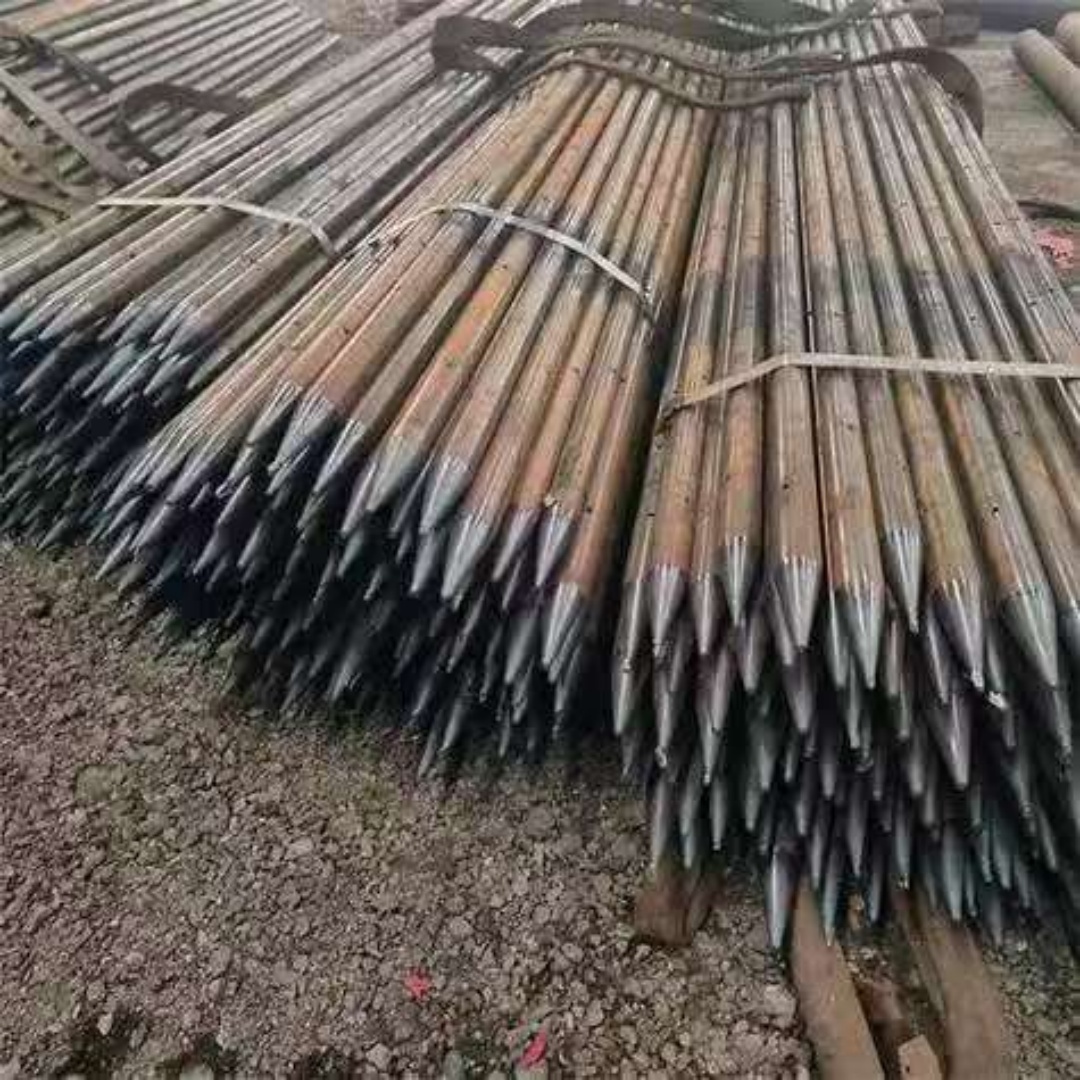 超前小导管中心