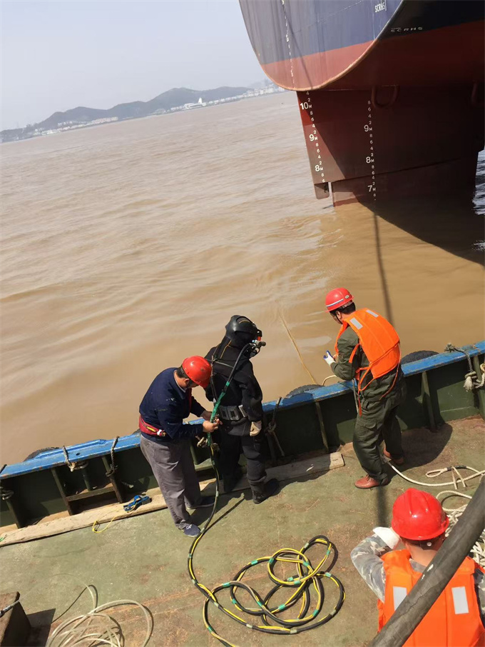 水下闸门堵漏维修经验丰富