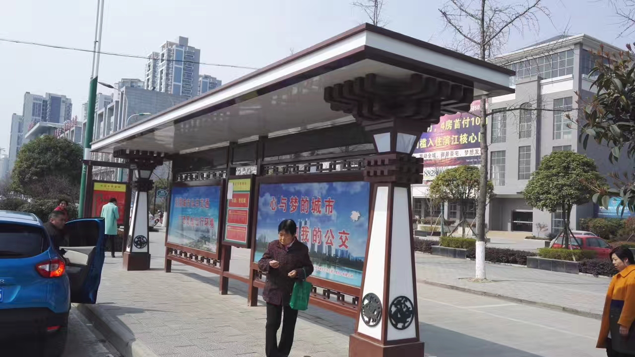候车亭灯箱品质放心质检合格出厂