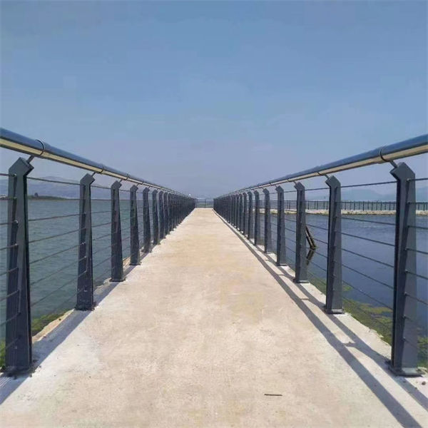 公路防撞护栏的标准和规范质优价廉