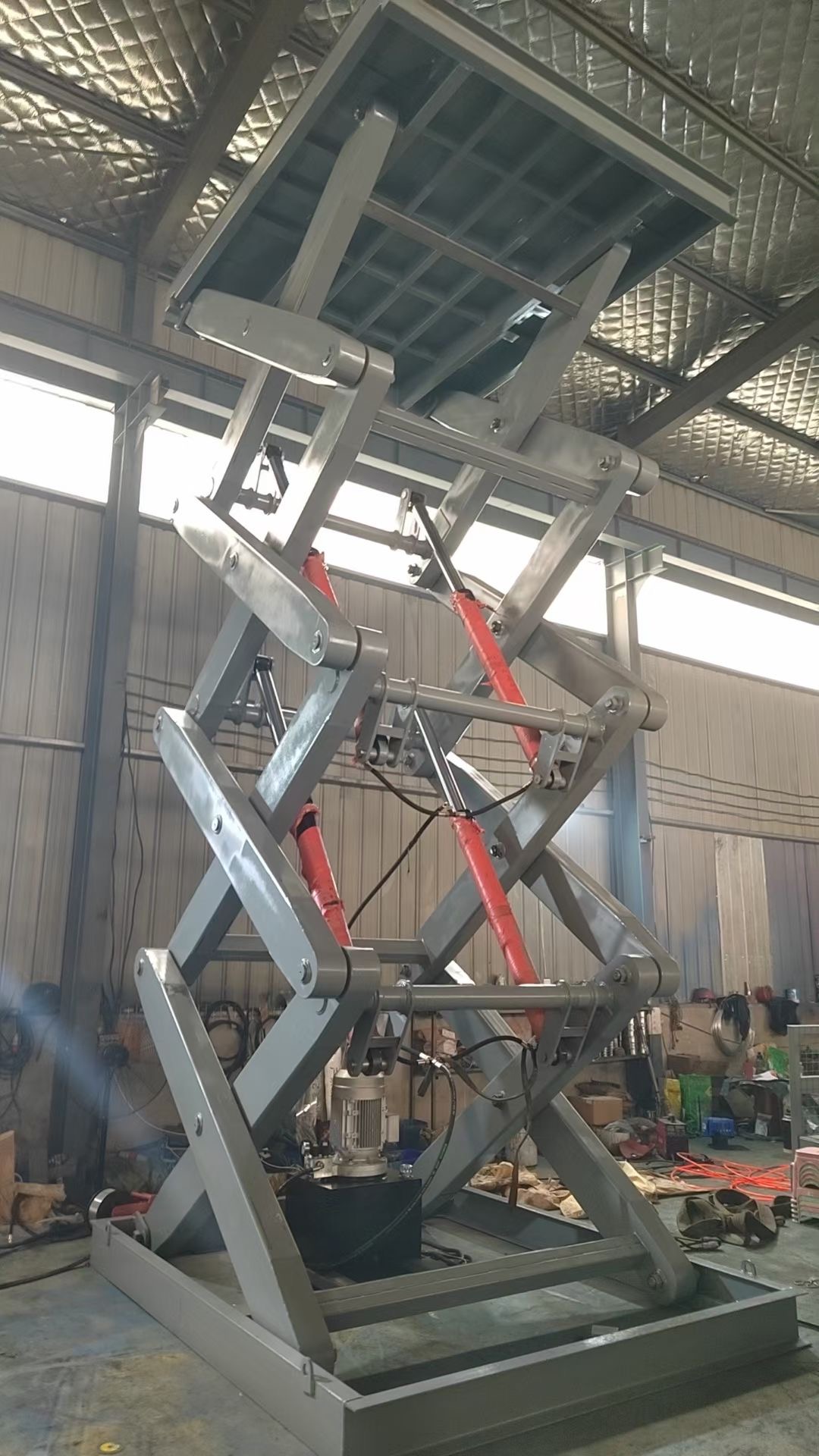 移动剪叉升降机厂家我们更专业