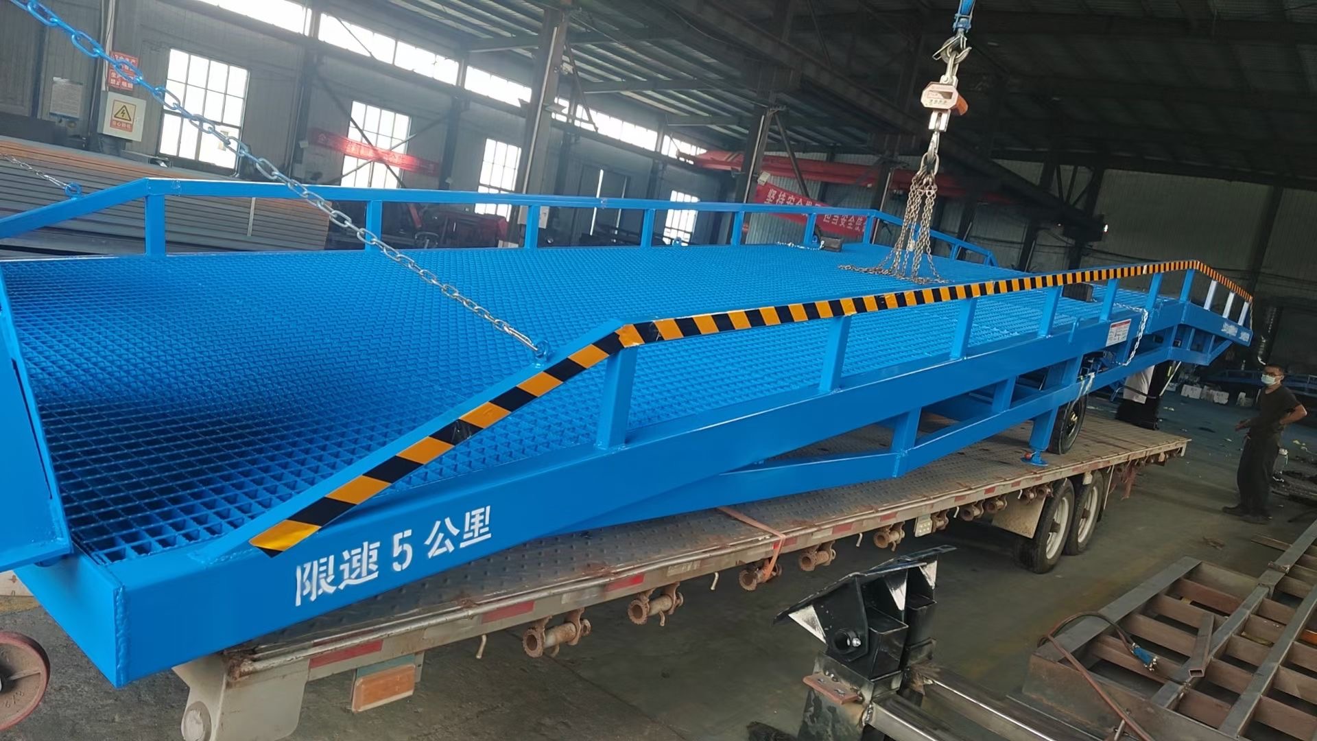 临高县移动式液压登车桥价格生产