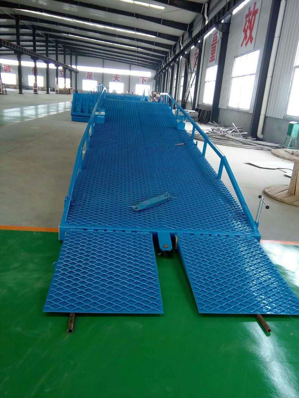 液压移动式登车桥价格公司