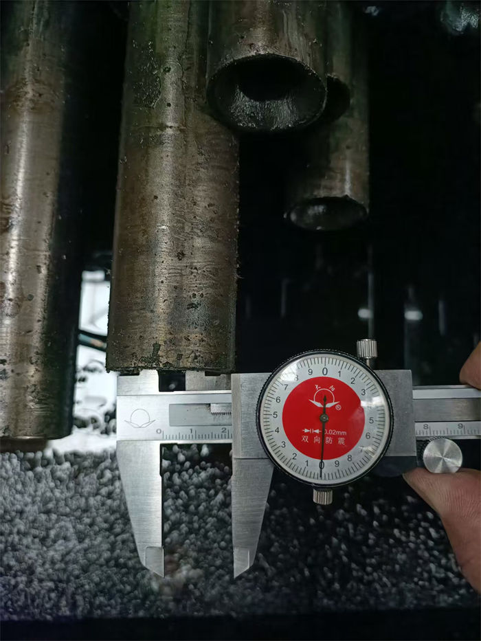 无缝钢管订做各种材质钢管款式多样